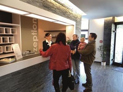 Reit- Und Sporthotel アイベンシュトック エクステリア 写真
